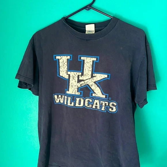 university of kentucky wildcats t-shirt - Picture 1 of 3